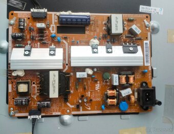 Samsung UE50H5570SS Smart - 6
