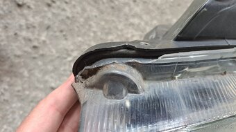 Predné svetlá Opel Astra J 2014 - 6