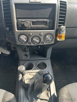 Mazda bt-50 2.5 TD - 6