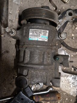 Motor na nahradne diely - 6