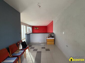 NA PREDAJ Rodinný dom s átriom vo vyhľadávanej lokalite Komá - 6