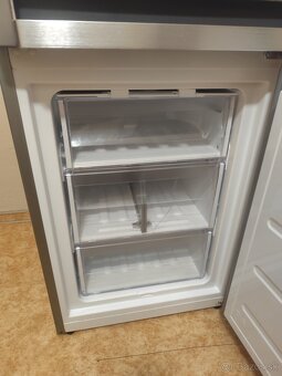 Kombinovaná chladnička Whirpool - 6