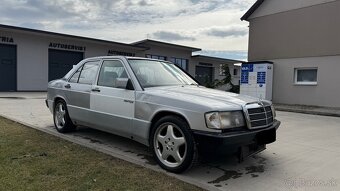 Rozpredám mercedes 190d w201 - 6