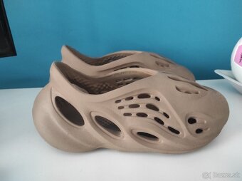 Adidas Yeezy Foam Runner - 6