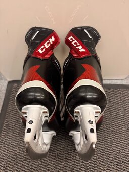 BRUSLE CCM JETSPEED FT 475 VEL. 44,5/9 WIDE - 6