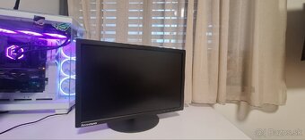 Lenovo monitor - 6