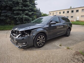 Škoda Octavia 1.6 TDI DSG - 6