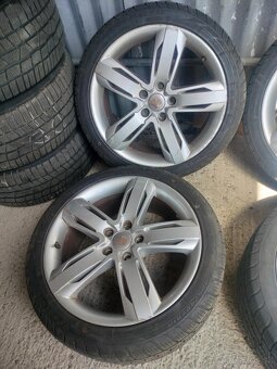 4ks alu disky orig. Seat 5x112 R18 pneu celoročne 7mm - 6