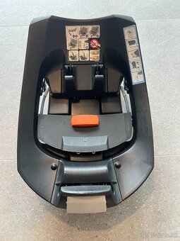Cybex Aton 5 s Isofixom - 6