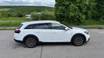 Opel Insignia ST 2.0 CDTI Country Tourer 4x4 AT6 195 ps,400 - 6