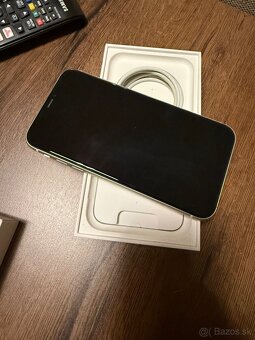 iPhone 11 64GB White - 6