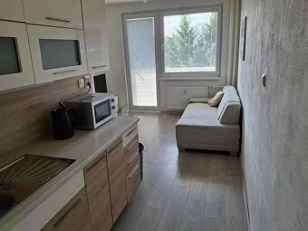 Prenájom 1 izbový byt -Nitra chrenová - 6