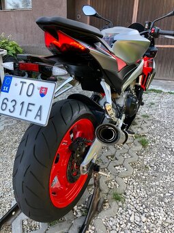Aprilia Tuono 660 Iridium Grey - 6