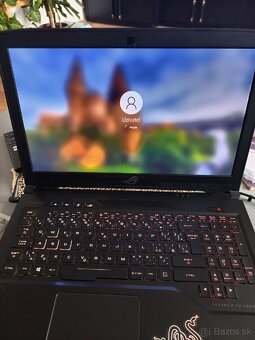 ASUS G55 Repubic of gamers - 6