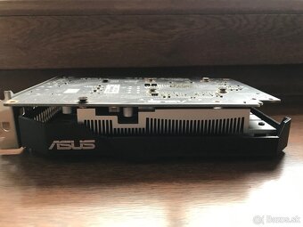 Predám grafickú kartu Gtx1650 DDR6 - 6