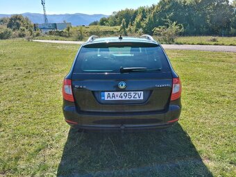 Predám Škoda superb 2 combi 4x4 dsg 2012 - 6