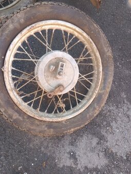 Predám kolesá CZ jawa - 6