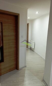 Zrekonštruovaný rodinný dom len 7 km od Sobraniec - 6