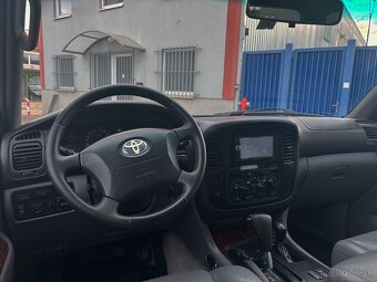 Toyota Landcruiser 4.7 V8 - 6