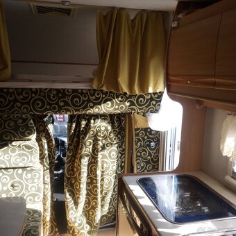 Predám auto karavan Citroen Jumper 2l - 6