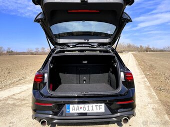 VW Golf VIII GTI 2.0 TSI - 6