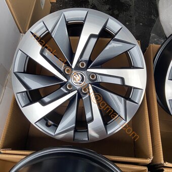 NOVÁ HALTI 19" ŠKODA ALU ANTRACIT KODIAQ 2 - 6