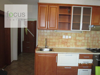 Predám 2i byt centrum Zvolena - 6