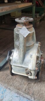 Aro 240 4x4 diferenciál,díly - 6