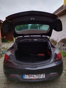 Opel astra gtc - 6