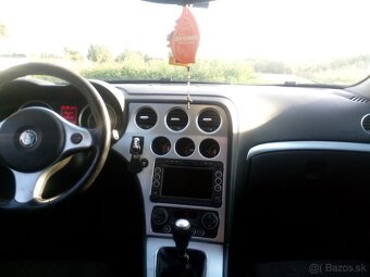 Alfa Romeo 159 2.4 JTDM - 6