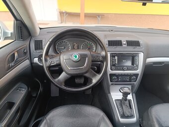 Škoda Octavia Combi 2.0 TDI 4x4 DSG Kožený interiér - 6