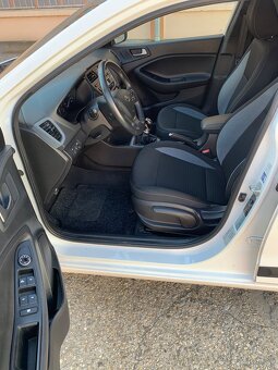 Hyundai i20 - 6