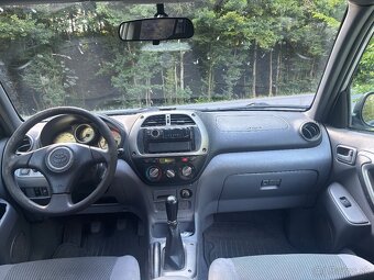 Toyota Rav4 - 6