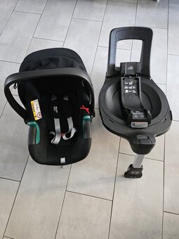 Vajíčko a Izofix základňa Britax Römer - 6