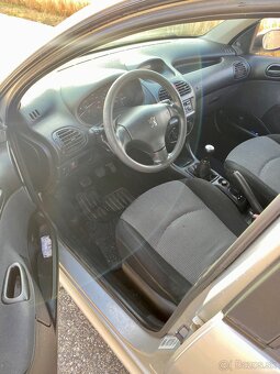 Peugeot 206 1.1 benzín - 6