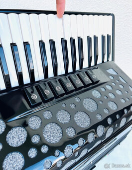 NOVÝ akordeón BELTUNICA BRILLIANT 80 basový- - SILENT KEYS k - 6