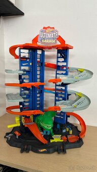 Hot Wheels City Garáž s T-Rexem - 6