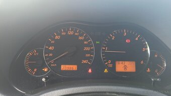 Predám Toyota Avensis T25, r. v. 2007 - 6