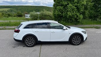 Opel Insignia ST 2.0 CDTI Country Tourer 4x4 AT6 - 6