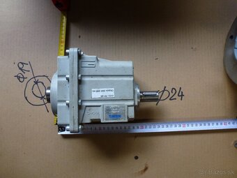 Predám motory 630W a 660W s prevodovkami - 6