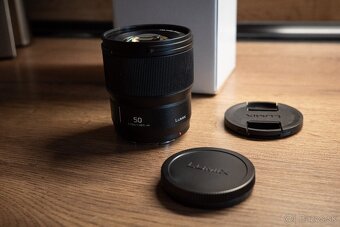 Panasonic lumix S5 mark II + 50mm F1.8 - 6