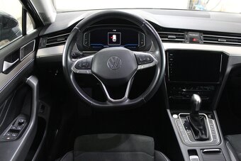 Volkswagen Passat Variant 2.0 TDI EVO Elegance DSG - 6