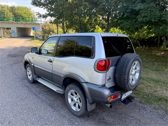 Nissan Terrano 3.0D 4x4 - 6