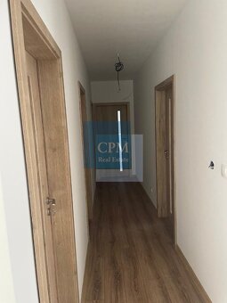 Ponúkame na predaj novostavbu  4-izbového bungalovu - samost - 6
