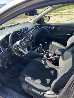 Nissan Qashqai s motorom benz. MR16 2017 - 6