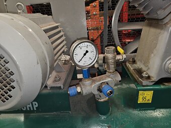 Kompresor Prower 200L - 6