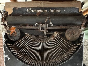 Písaci stroj Remington Junior - 6
