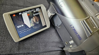 Kvalitná 3CCD digitálna kamera PANASONIC - 6