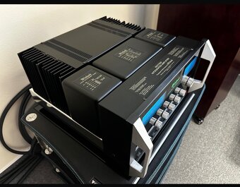 McIntosh Ma7000 -McIntosh D150 - 6