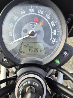 Triumph street scrambler - 6